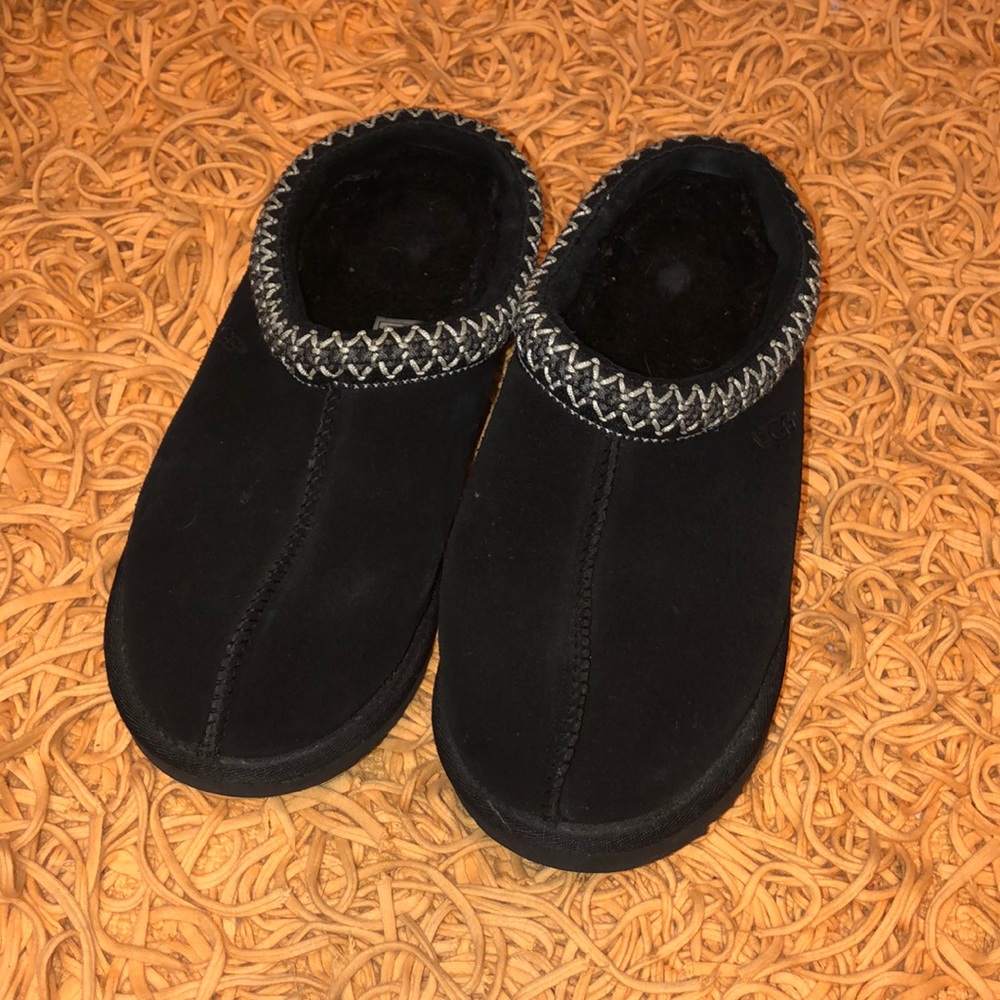Size 8 ugh slip ones